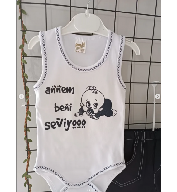 0-6 AY ANNEM BENİ SEYİYOR BADİLİ KETEN ŞORT BEBE TAKIM / LACİVERT