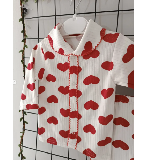 3-6 AY TAMAMEN PAMUKLU KUMAŞ ÖNDEN ÇITÇITLI PİJAMA TAKIMI ÇEŞİTLERİ / BÜYÜ KIRMIZI KALP DESEN