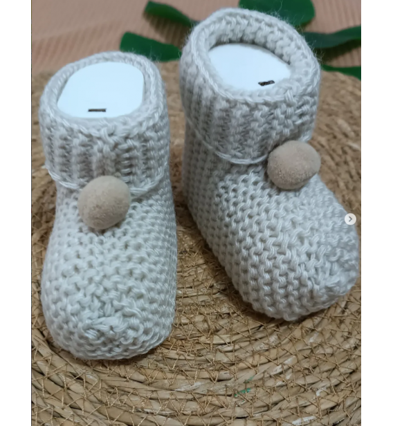 Kampanyalı yenidoğan ponponlu triko bebe çoraplar/ KAHVERENGİ