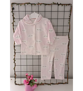 3-6 AY TAMAMEN PAMUKLU KUMAŞ ÖNDEN ÇITÇITLI PİJAMA TAKIMI ÇEŞİTLERİ/ PEMBE ZEMİN BULUTLU
