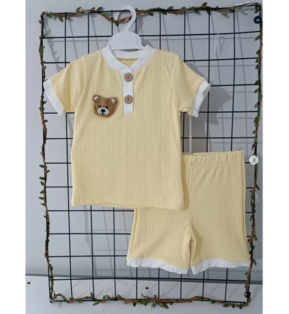GONCA YAKADAN DÜĞMELİ FİTİLLİ PENYE ŞORTLU BEBE TAKIM / SARI