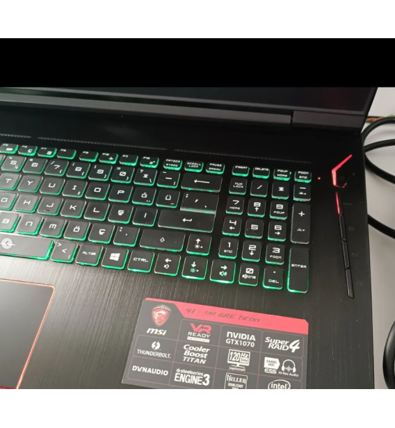 MSİ TİTAN GT73VR 6RE TİTAN / İKİNCİ EL ÜST SEVİYE İŞYERİ CİHAZI
