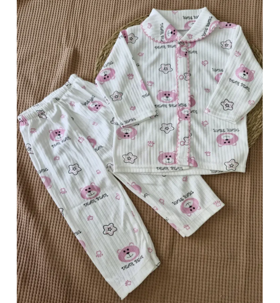 3-6 AY TAMAMEN PAMUKLU KUMAŞ ÖNDEN ÇITÇITLI PİJAMA TAKIMI ÇEŞİTLERİ / BEYAZ ZEMİN PEMBE YILDIZ BEAR